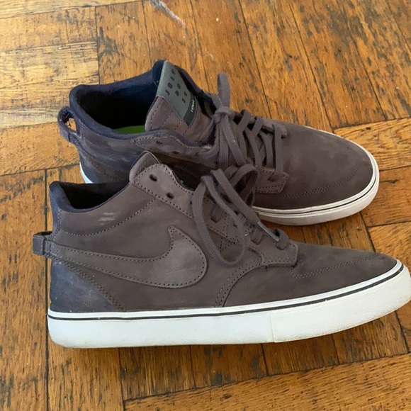 Used Nike Lunar Shoes sz 8 in good conditions - Picture 2 of 5